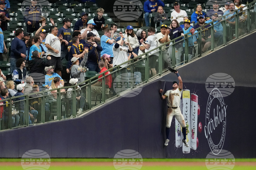 Blue Jays Brewers Baseball