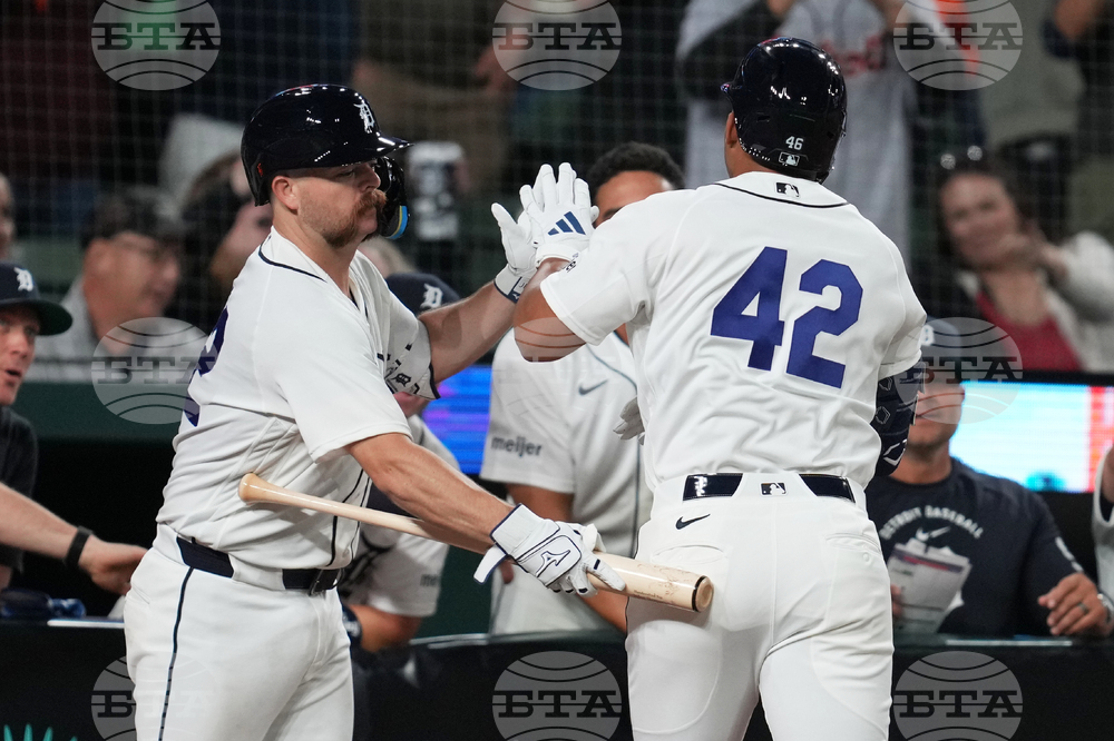 Royals Tigers Baseball