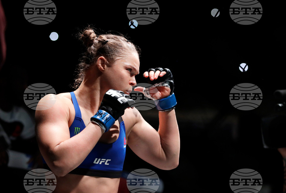 Rousey Carano Mixed Martial Arts