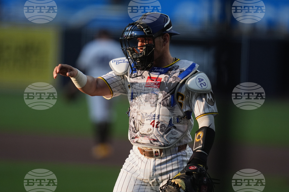 Mariners Padres Baseball