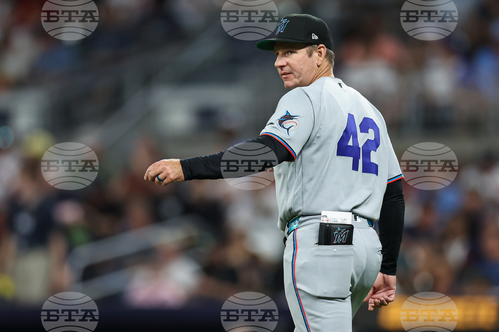 Marlins Braves Baseball