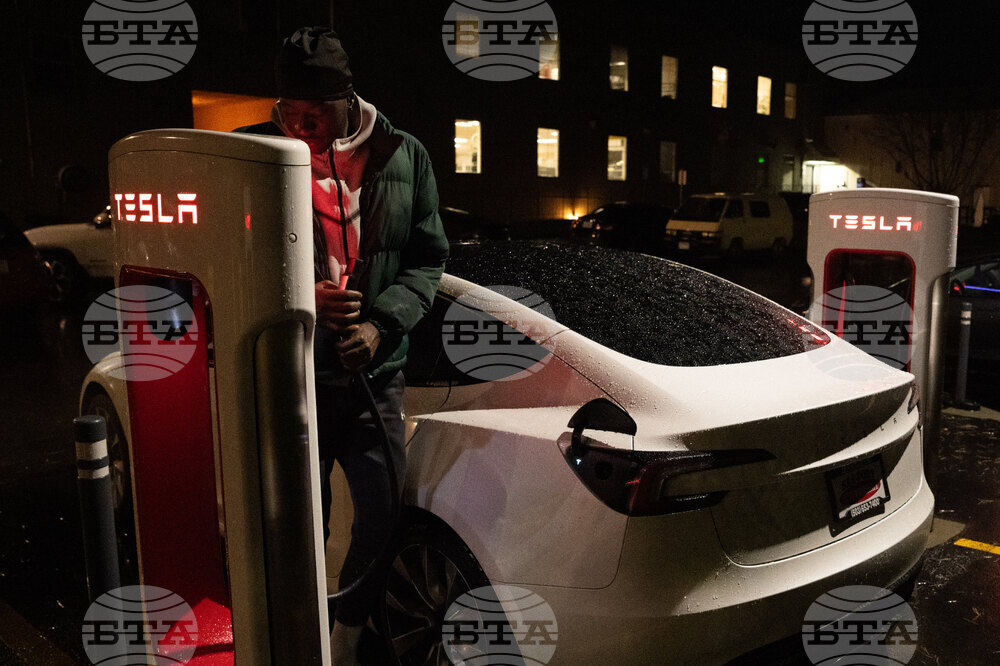 US Energy Crisis Electric Vehicles