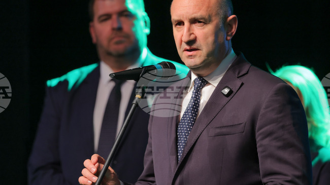 Progressive Bulgaria Leader Radev Accuses Political Circles of Attempting to Discredit Elections