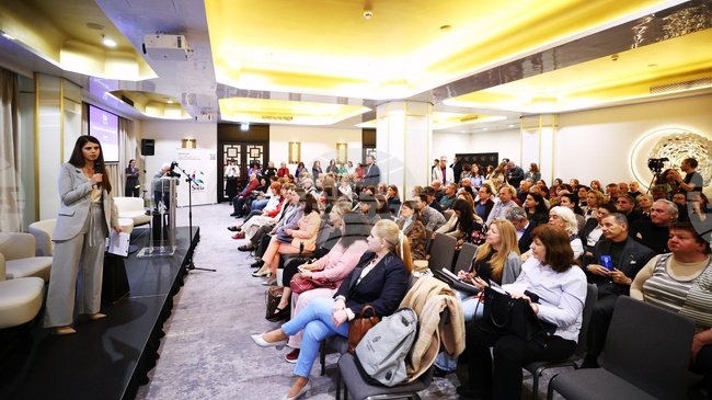 Възрастта не е бариера за кариерно развитие, коментираха експерти на форума Young Talents 50+