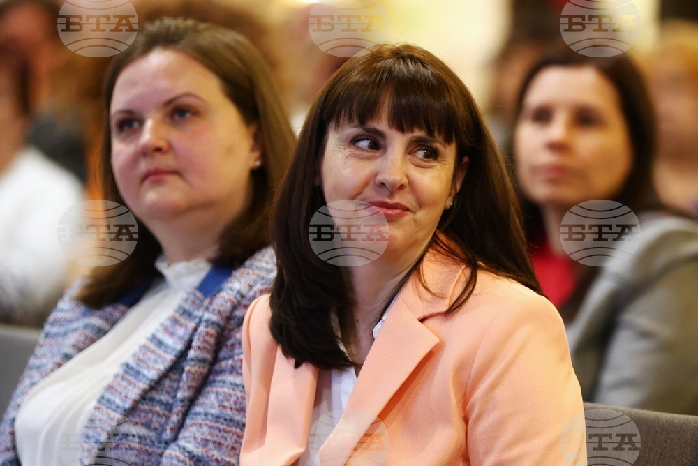 „Отвъд възрастта: силата на таланта“ - форум