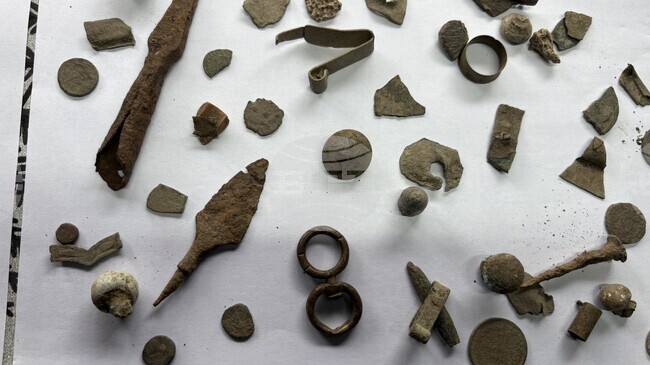 Полицаи иззеха 64 предмета – предполагаеми културно-исторически ценности, от жилище в шуменското село Мараш 