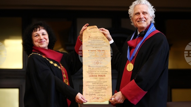 Психологът и лингвист проф. Стивън Пинкър от Харвардския университет стана „доктор хонорис кауза“ на Софийския университет