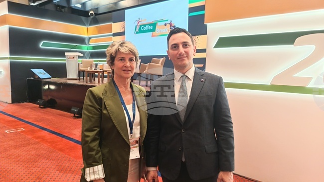 Весела Лечева се срещна с еврокомисаря за младежта и спорта Глен Микалеф и спортни ръководители от Европа