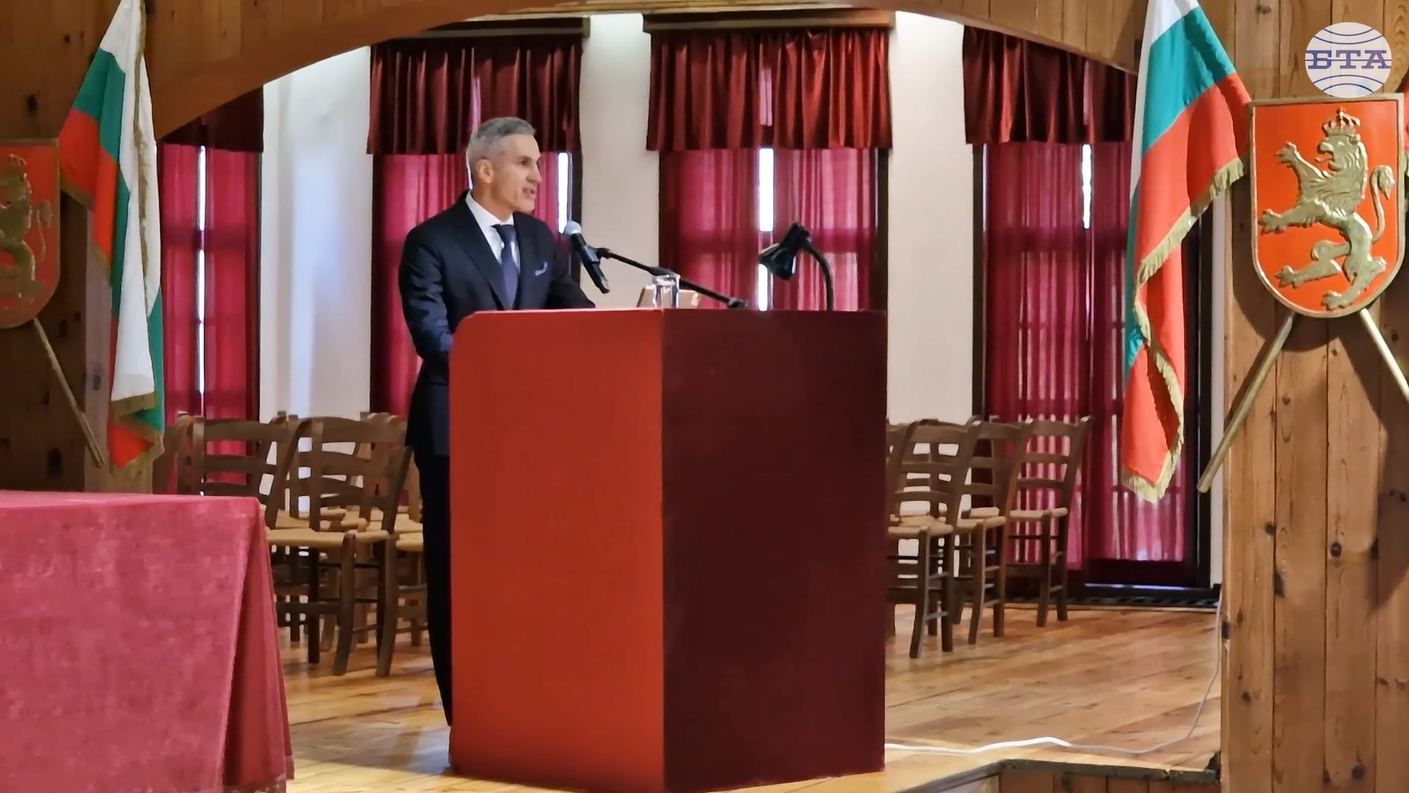 На днешната дата си даваме сметка за принадлежността ни към европейското цивилизационно развитие, каза служебният премиер Андрей Гюров в Деня на българската конституция