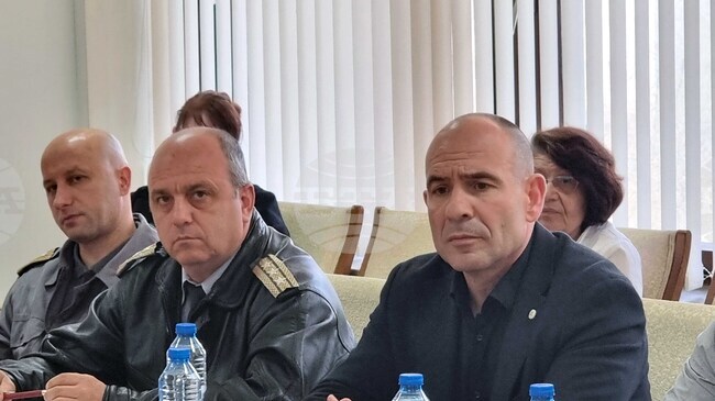 Образувани са 17 досъдебни производства в резултат на полицейски операции в Плевенско във връзка с предстоящите избори