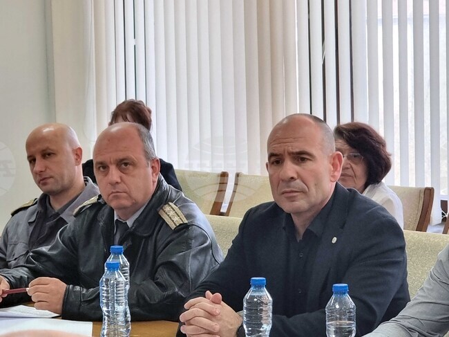 Образувани са 17 досъдебни производства в резултат на полицейски операции в Плевенско във връзка с предстоящите избори