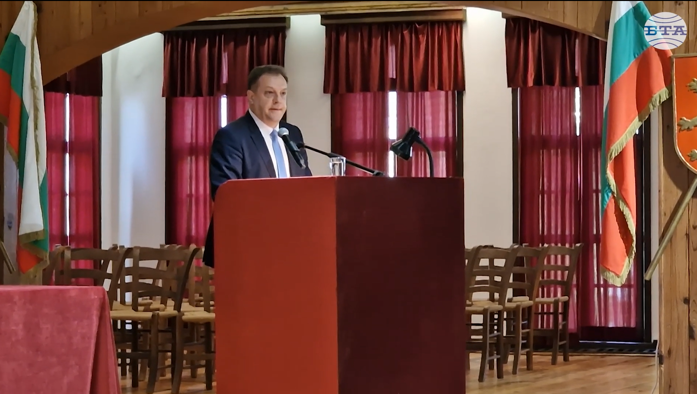 Кметът на Велико Търново Даниел Панов призова за единство и конституционно признание на града като историческа столица