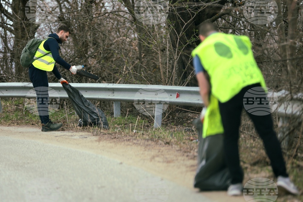 Кампания за почистване на природен парк „Витоша“