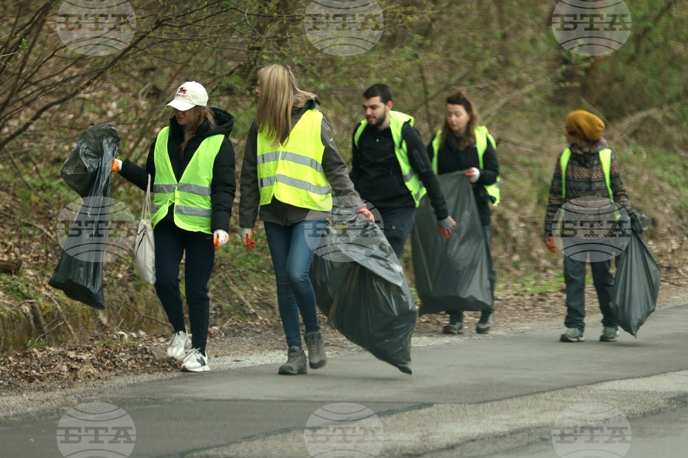 Кампания за почистване на природен парк „Витоша“