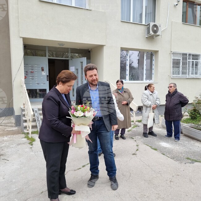 Над 580 блока ще бъдат енергийно обновени до 30 юни по ПВУ, каза Дора Янкова 