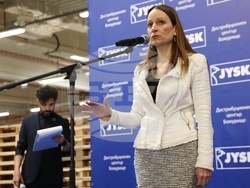 Божурище - Дистрибуционен център на „Юск" (JYSK) - първа копка - Ирина Щонова