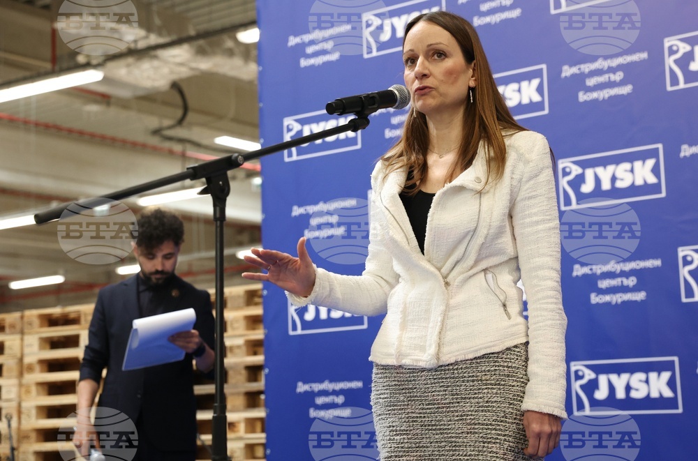 Божурище - Дистрибуционен център на „Юск" (JYSK) - първа копка - Ирина Щонова