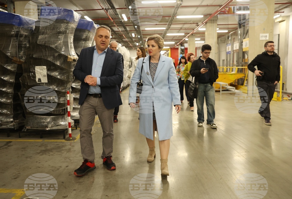 Божурище - Дистрибуционен център на „Юск" (JYSK) - първа копка