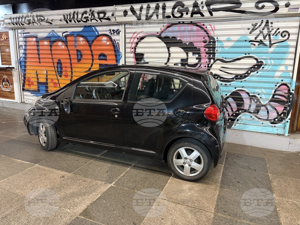 Орлов мост - подлез - автомобил
