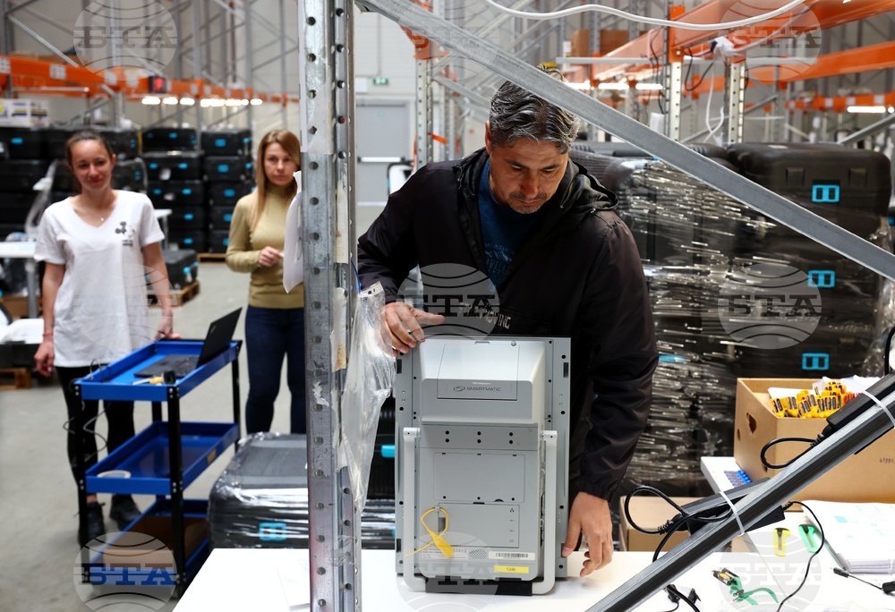 Парламентарни избори - склад - машини