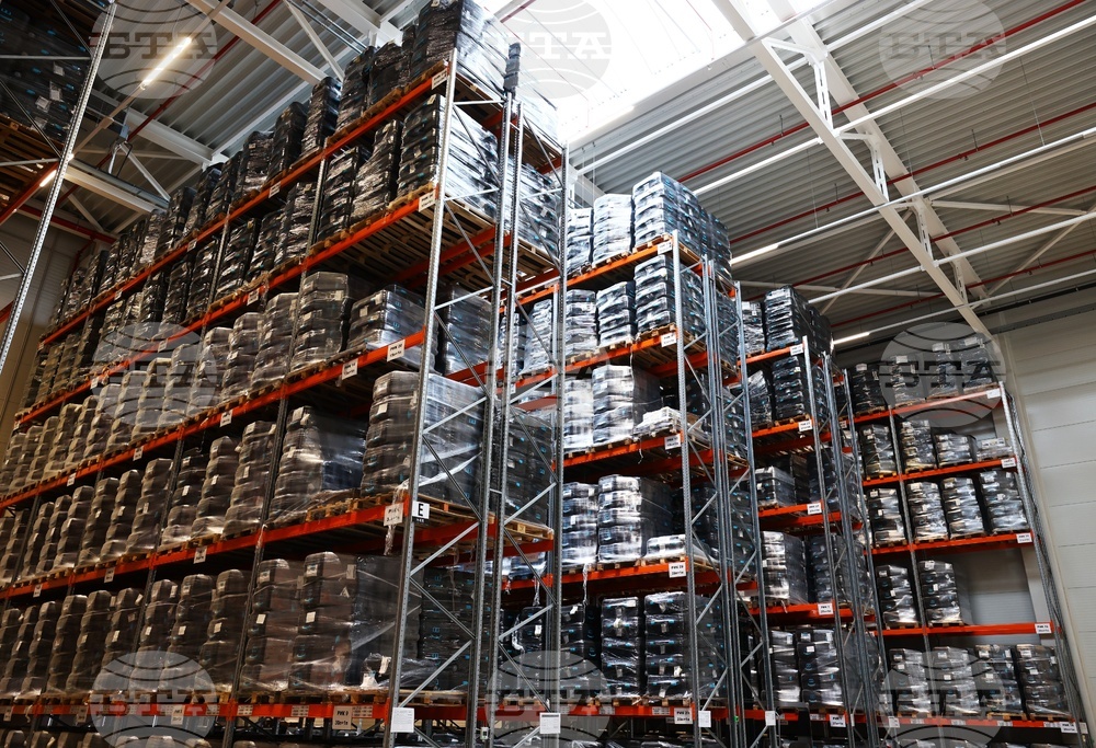 Парламентарни избори - склад - машини