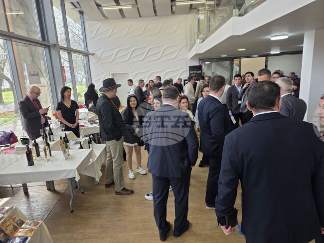 Българо-арменски бизнес форум беше открит в Бургас с новината за директни полети до Ереван