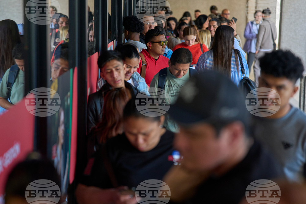 Spain Migrations Amnesty