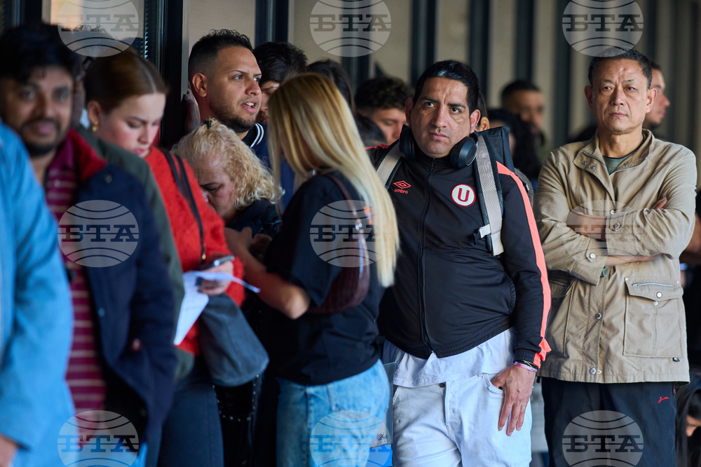 Spain Migrations Amnesty