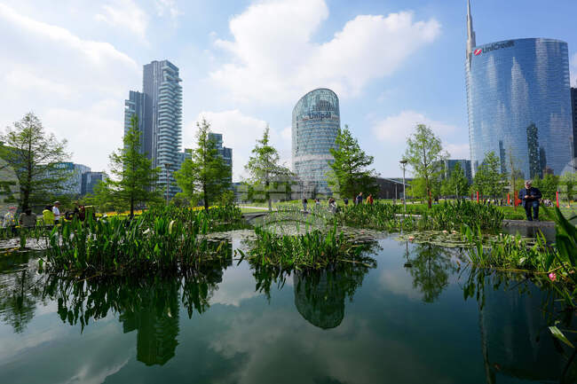 „УниКредит“ увеличи дела си в „Дженерали“ до близо 9 на сто