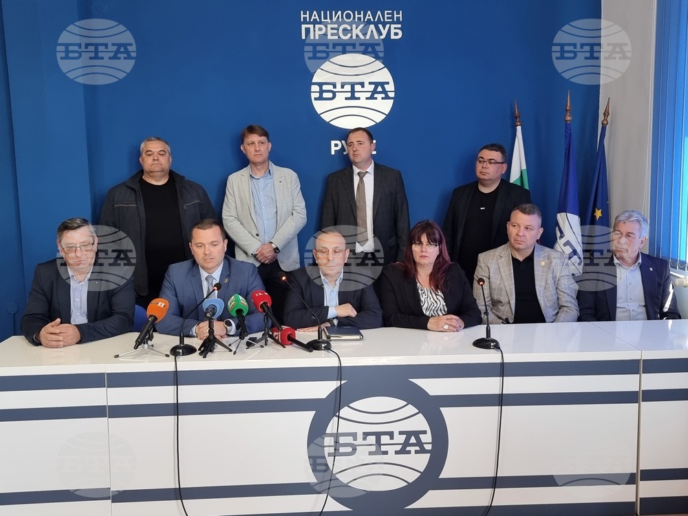 Асоциацията на дунавските общини иска държавата да предприеме незабавни мерки за ларвицидна обработка срещу комарите
