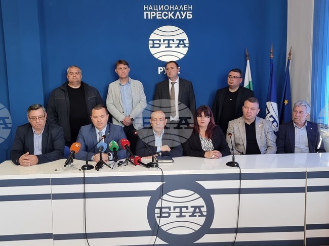 Асоциацията на дунавските общини иска държавата да предприеме незабавни мерки за ларвицидна обработка срещу комарите