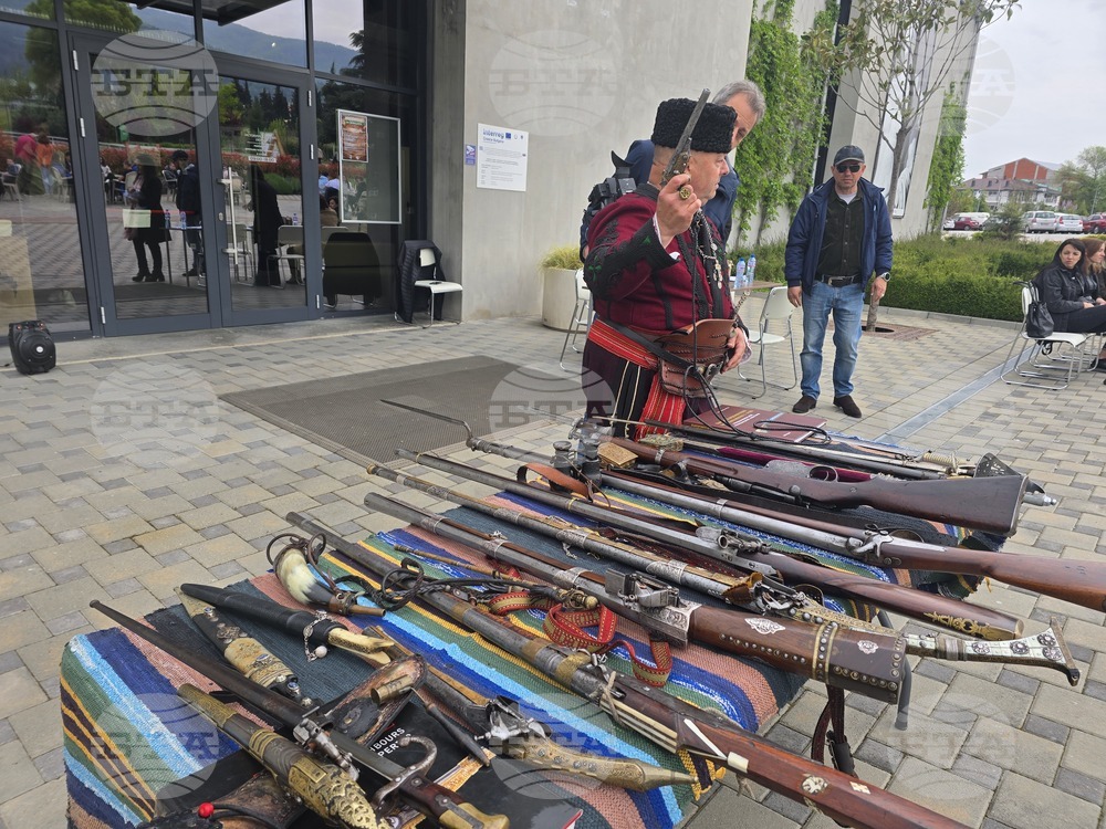 Петрич - Исторически музей - демонстрация на оръжия