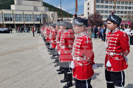 Враца - гвардейски отряд - връчване на знаме