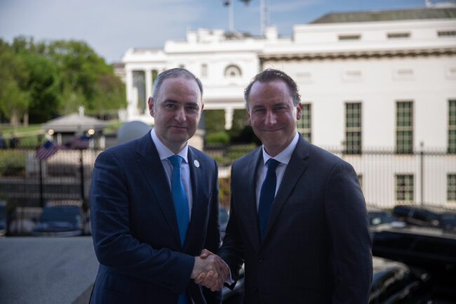 Аджерпрес: Отношенията на Румъния със САЩ в момента са най-силни според финансовия министър Александру Назаре