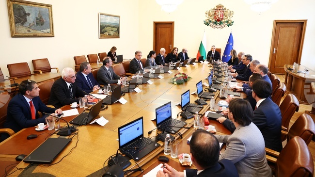 Служебното правителство прие пакет от законодателни промени, целящ ефективен механизъм за разследване на главния прокурор