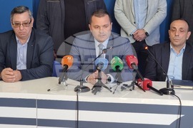 Национален пресклуб на БТА в Русе - Асоциация на дунавските общини „Дунав“ - обработка срещу комари