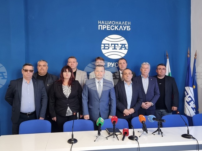 Национален пресклуб на БТА в Русе - Асоциация на дунавските общини „Дунав“ - обработка срещу комари
