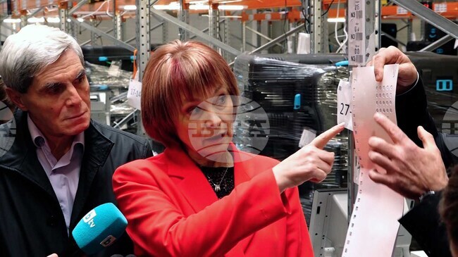 ЦИК прие 400 тактилни шаблона за гласуване на незрящи избиратели да бъдат изработени и предоставени на пет избирателни района