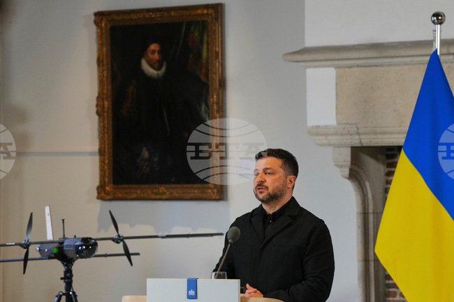 Зеленски каза, че Украйна е готова за преговори с Русия във всякакъв формат и по всяко време