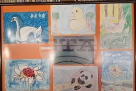 Самоков - Общинска библиотека - изложба на детски рисунки