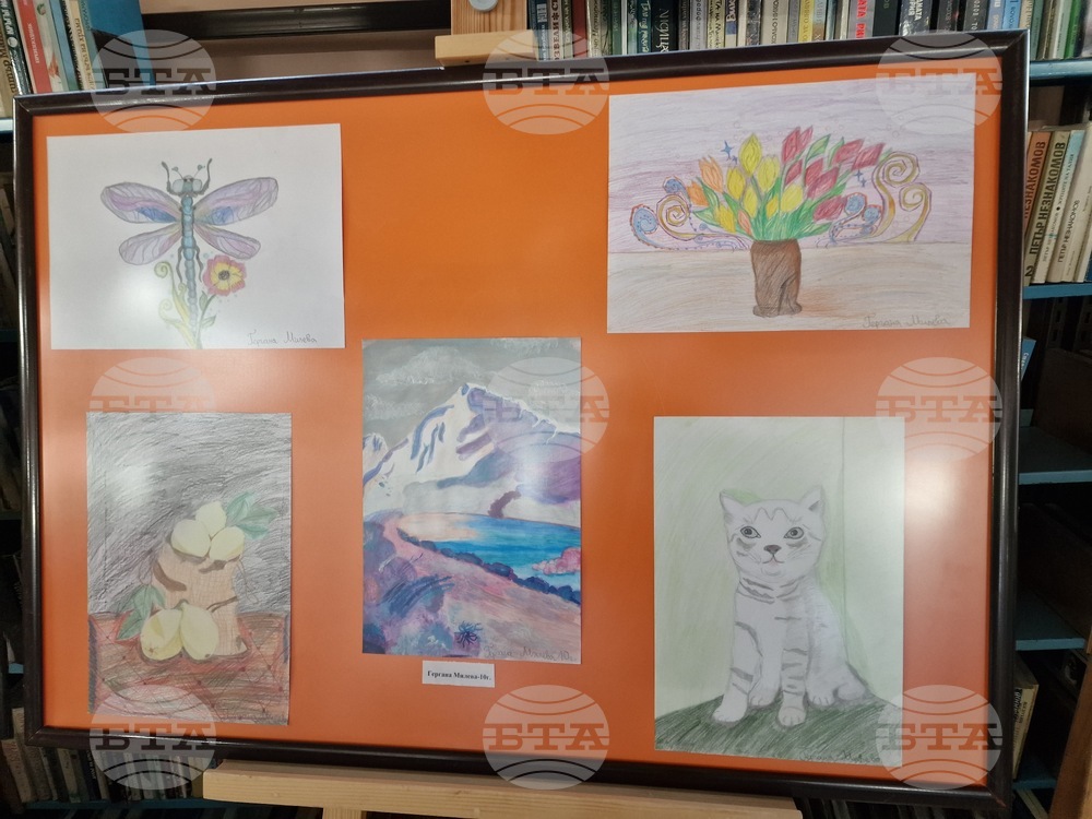 Самоков - Общинска библиотека - изложба на детски рисунки
