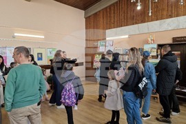 Самоков - Общинска библиотека - изложба на детски рисунки