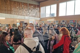 Самоков - Общинска библиотека - изложба на детски рисунки