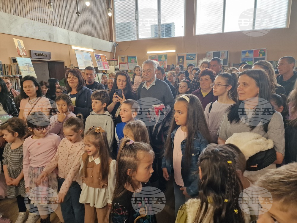 Самоков - Общинска библиотека - изложба на детски рисунки