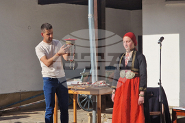 Разград - етнолог - книга - демонстрация