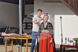 Разград - етнолог - книга - демонстрация