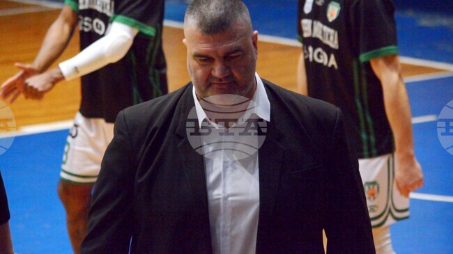 "Поздравявам целия отбор и гледаме напред", каза след победата над Берое треньорът на Черно море Тича Васил Евтимов