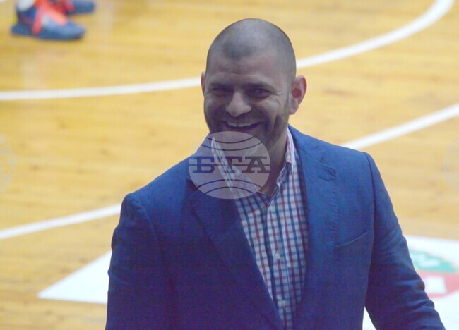 "Може би това е най-слабият ни мач този сезон", каза след поражението от Черно море Тича наставникът на Берое Даниел Клечков