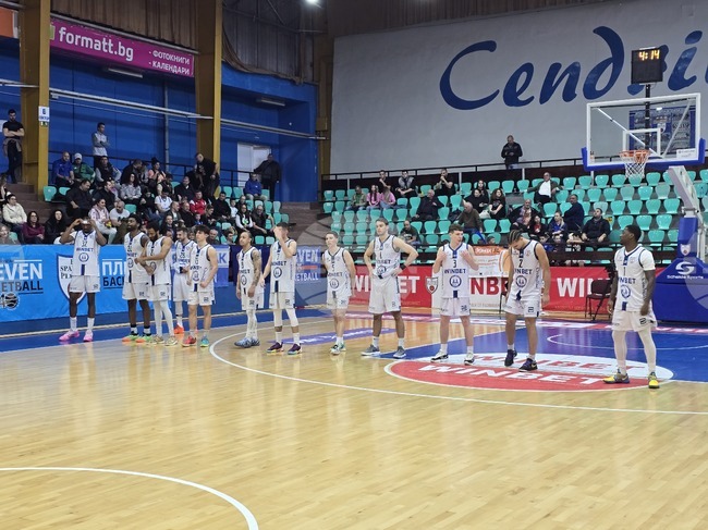 Спартак Плевен надделя над гостуващия Академик Бултекс 99 в мач от Националната баскетболна лига за мъже