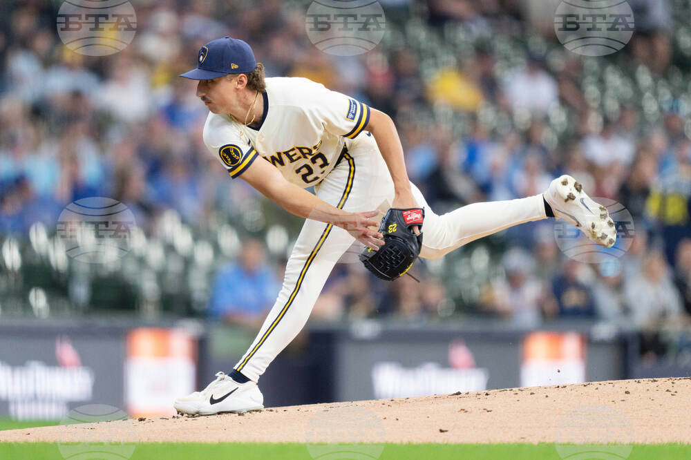 Blue Jays Brewers Baseball